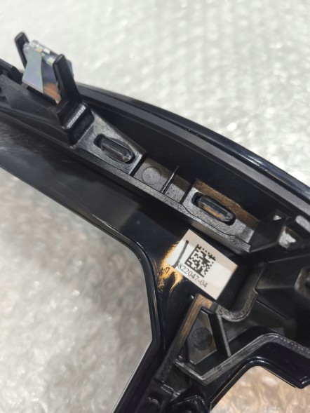 BMW OE BMW 6820690 6822047 BMW G01 G02 G08 ДЕКОРАТИВНА НАКЛАДКА КОНСОЛІ ТУНЕЛЮ ДУБ ТЕМНИЙ 6820690 6822047