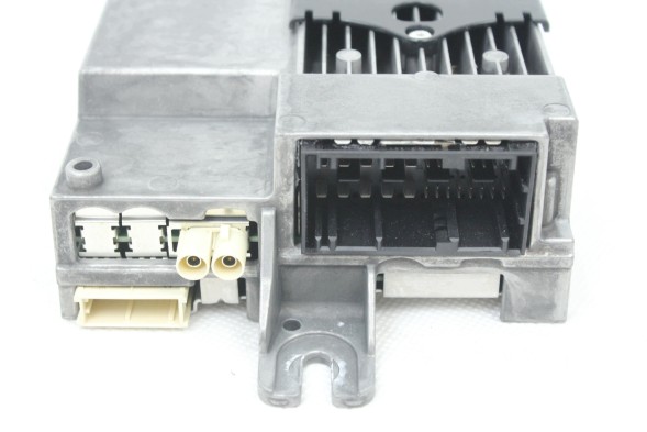 BMW OE 9433826 5B44D37 5A9BF95 5A923C8 5A86479 5A80718 5A7DD89 5A78616 5A758C9 ПІДСИЛЮВАЧ АНТЕНИ DAB TMC BMW F40 F44 U06 G20 G22 G30 G60 G01 G05 U11 X7
