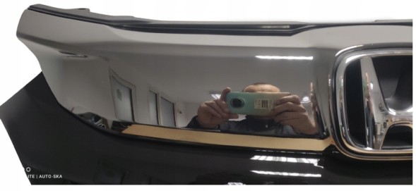 Китай HRV- HONDA HR-V РЕСТАЙЛІНГ 19- РЕШІТКА РАДІАТОРА ТЕМНИЙ ХРОМ 71121-TFT-H01