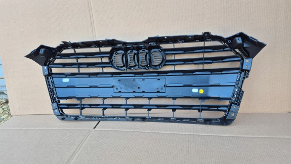 Audi OE GRILL AUDI A5 F5 8W6 PRZEDLIFT 2015-2019 CHROM RAMKA + CZARNA MAŁA TABL Решітка радіатора GRILL Audi A5 F5 8W6 15-19 ХРОМ OE 8W6853651D R ОРИГІНАЛ НОВИЙ