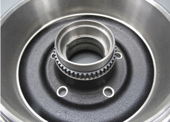 DP 4475268 Гальмівний барабан зі маточиною FORD TRANSIT 00 - 06 RWD