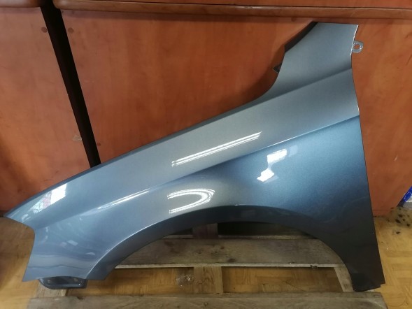 Китай БРИЗГОВИК ЛІВИЙ VOLKSWAGEN PASSAT B7 LD7X