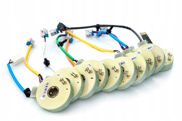 Opel OE 81806F Датчик повороту паяний opel corsa d 81806f