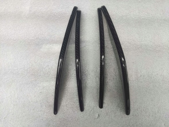 Китай 6466385247 КАРБОНОВІ CANARDSY ЛЬОТКИ НАКЛАДКИ ПЕРЕДНІ AC BMW М3 М4 G80 G81 G82 G83
