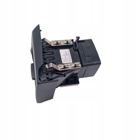 OEM LORK-1685-32835 A2048305654 РЕШІТКА ПРИПЛИВНА ПРАВА ПЕРЕДНЯ MERCEDES X204 A2048305654 08-15 ПОЗАШЛЯХОВИК ВЕНТИЛЯЦІЇ