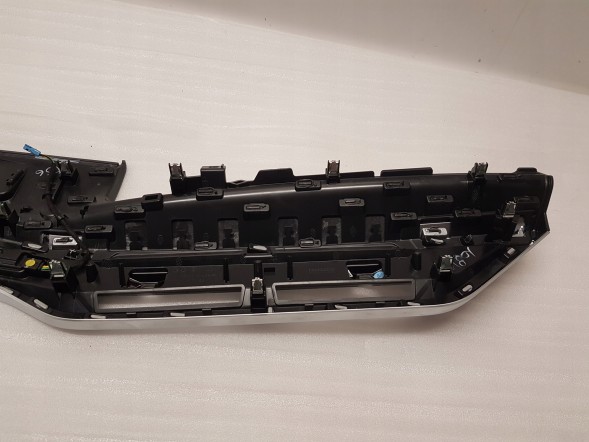 BMW OE ПЛАНКА ДЕКОР КОНСОЛІ BMW X5 G05 LCI CARBON MATT 8088431