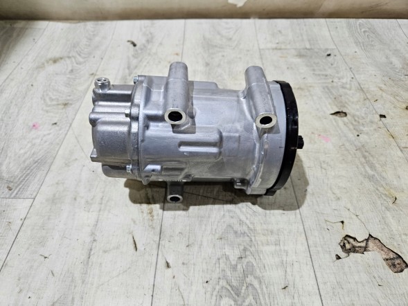 Toyota OE 042400-3350 TOYOTA RAV4 V XA50 2019-> КОМПРЕСОР КЛІМИ КОНДИЦІОНЕРА
