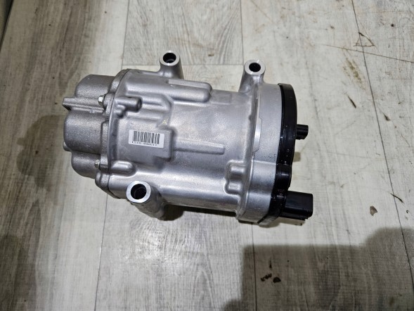 Toyota OE 042400-3350 TOYOTA RAV4 V XA50 2019-> КОМПРЕСОР КЛІМИ КОНДИЦІОНЕРА