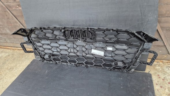 Audi OE GRILL AUDI S5 F5 LIFT 19- MATOWY Решітка радіатора РЕШІТКА Audi S5 A5 F5 8W6 LIFT 19- MAT 8W6853651BQ ОРИГ.НОВА