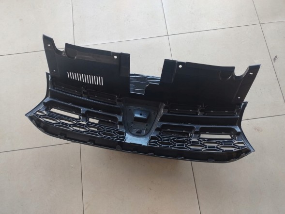 Polcar 623107554R 6231-075-54R НОВА РЕШІТКА РАДІАТОРА DACIA SANDERO II LOGAN 2016-> 17 18 19