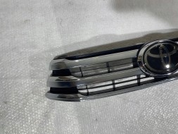 Toyota OE 53111-0K720 531110K720 5314171010 531270K260, 161031, 531110K720, 5314171010, 640ATH161031 Решітка радіатора передня Toyota Hilux VIII 531110K720