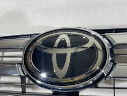 Toyota OE 53111-0K720 531110K720 5314171010 531270K260, 161031, 531110K720, 5314171010, 640ATH161031 Решітка радіатора передня Toyota Hilux VIII 531110K720