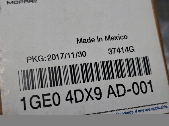 Jeep оригінальне обладнання 1GE04DX9AD Ремінь безпеки передній правий jeep grand cherokee wk2 14- 1ge04dx9ad