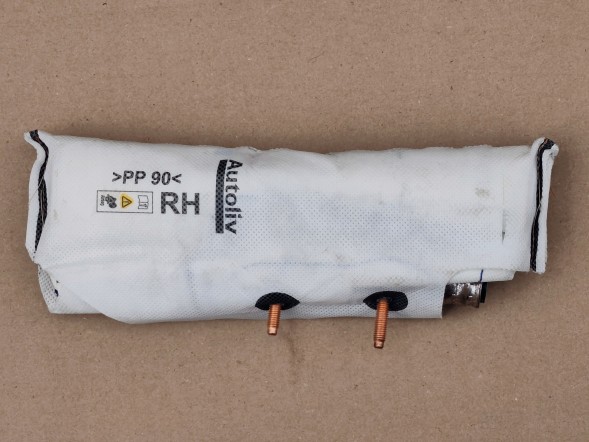 BMW OE BMW 5 G60 G61 2023-2026 ПОДУШКА БЕЗПЕКИ ПАСАЖИРА ПРАВИЙ ЗАДНІЙ 72125A04C78
