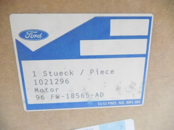 Ford OE FORD FIESTA IV МОТОР ОБІГРІВАЧА OE 1021296