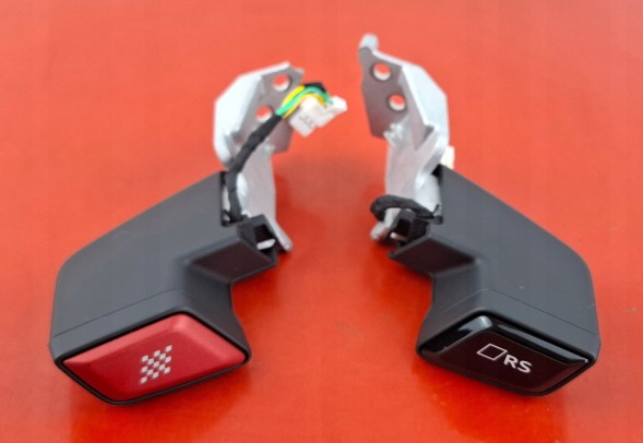 Audi OE Audi E-Tron GT RS Кнопки керма мультифункціональні 8B3951523K