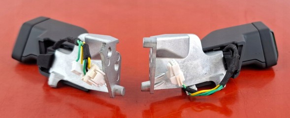 Audi OE Audi E-Tron GT RS Кнопки керма мультифункціональні 8B3951523K