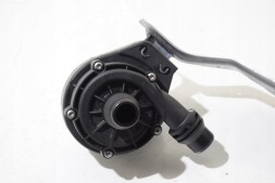 BMW OE 6834936 8838951 BMW Bmw x7 g07 40ix 30dx m50dx насос водяного насоса циркуляційної охолоджуючої рідини