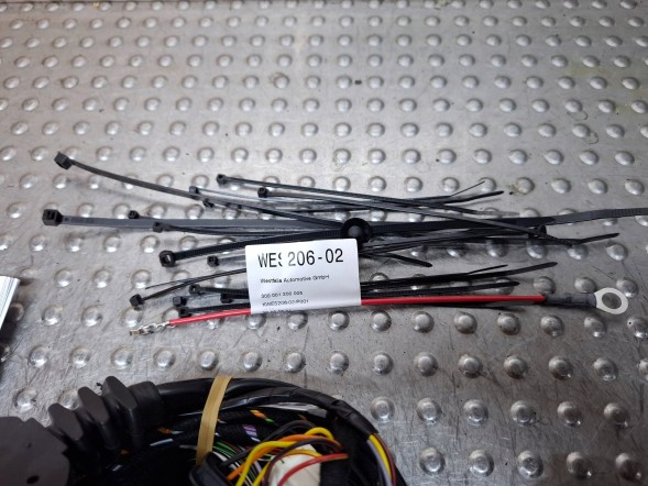 Fiat OE КОМПЛЕКТ ПРОВОДІВ ФАРКОПА + БЛОК УПРАВЛІННЯ + РОЗ'ЄМ 13 PIN 52028758 FIAT 500X OE
