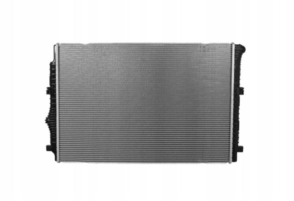 AHE 4SF138372 5WA121251E Охолоджувач води audi seat volkswagen vw skoda 2.0 tdi дизель 5wa121251e