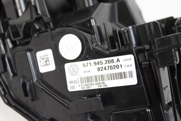 Volkswagen OE 571945208A N6 НОВА ЛАМПА ORG ПРАВА ЗАДНЯ VOLKSWAGEN TIGUAN III 571945208A