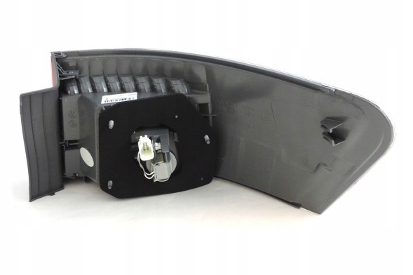Valeo 043956 Toyota avensis t27 08- седан задній фіхар led valeo l