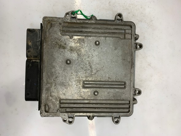 А.А KOMPUTER SILNIKA MERCEDES A6391501179 0281012393 Комп'ютер двигуна мерседес a6391501179 0281012393