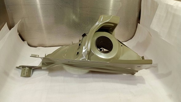 Volkswagen OE 6R0809121 VW POLO V 6R 09-17 ЧАША КРІПЛЕННЯ СПРЕЗИНУ ЛІВА ПЕРЕДНЯ ЛІВА C508