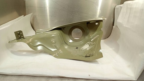 Volkswagen OE 6R0809121 VW POLO V 6R 09-17 ЧАША КРІПЛЕННЯ СПРЕЗИНУ ЛІВА ПЕРЕДНЯ ЛІВА C508
