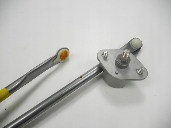 Mazda OE GJ83-67-360 Механізм передніх склоочисників mazda 626 mx-6 oe gj83-67-360