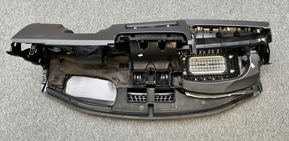 Mercedes-Benz OE A1776806302 00 MERCEDES BENZ OE ДОШКА КОКПІТ КОНСОЛЬ CLA C118 A клас W177 A1776806302