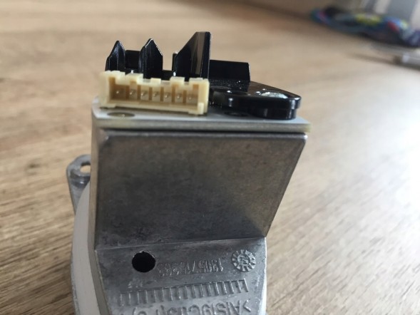 ВОЛЛЕР M6 1305715383 63117394905 Світлодіодна drl денна їзда адаптивна напрямка ліва для bmw f06 f12 f13 mosp lci