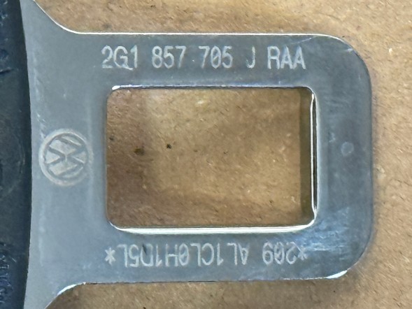 Volkswagen OE VW TAIGO POLO VI LIFT ЛІВА ПЕРЕДНЯ НАКЛАДКА БЕЗПЕКИ З ПІРОПАТРОНОМ 2G1857705J