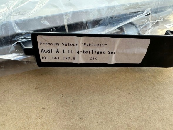 Audi OE Килимки велюрові Audi A1 8X1061270E