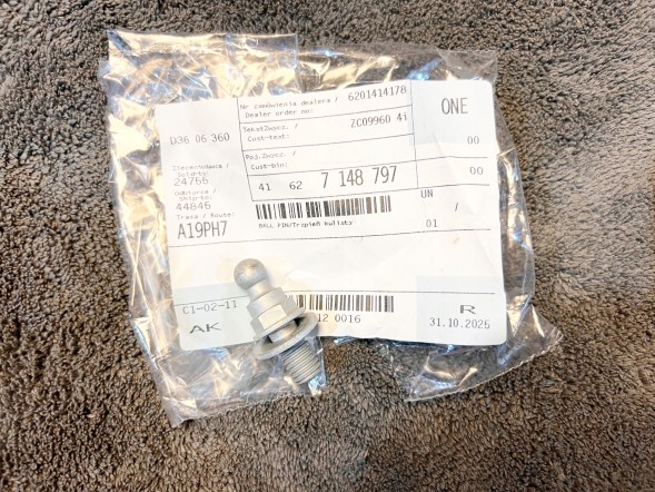 BMW OE 7148797, 41627148797 BMW E61 TOURING УНІВЕРСАЛ Кульовий шарнір амортизатора кришки багажника M10 OEM 41627148797