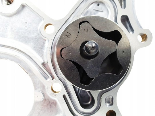 Toyota OE P1-02001X МАСЛЯНИЙ НАСОС OE TOYOTA AVENSIS RAV4 2.0 D4D D4-D