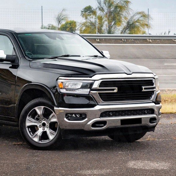 Китай JGD-68404863AF Решітка радіатора (накладка) переднього бампера – Хром DODGE RAM 1500 2019-2023