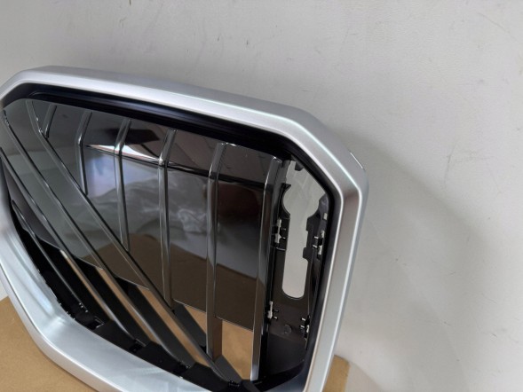 BMW OE Решітка радіатора BMW X3 G45 НОВА ОРИГІНАЛ 5A37662