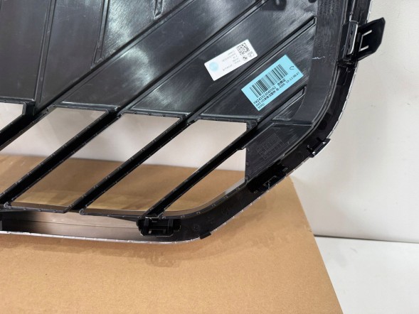 BMW OE Решітка радіатора BMW X3 G45 НОВА ОРИГІНАЛ 5A37662