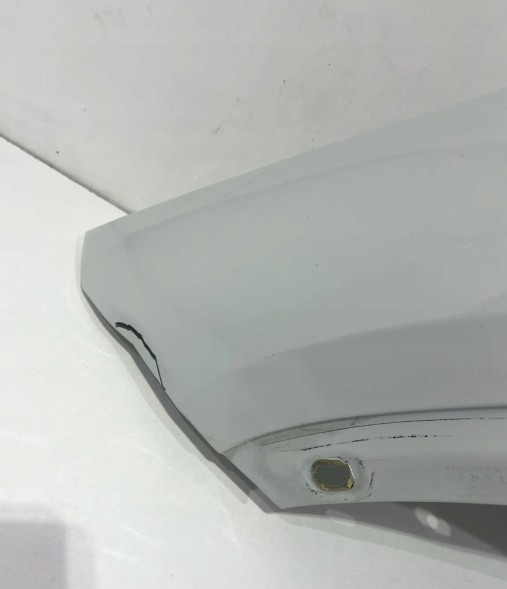 Mercedes-Benz OE A2478811100 vad MERCEDES GLA W247 247 Ліве переднє крило з молдингом EXTRA A2478811100