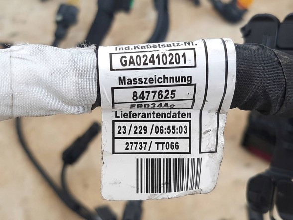 BMW OE 8477628 8477626 8477621 BMW B47C20B BMW F70 118d U06 U11 U10 18d 2,0d B47 Зв'язка проводів Установка двигуна
