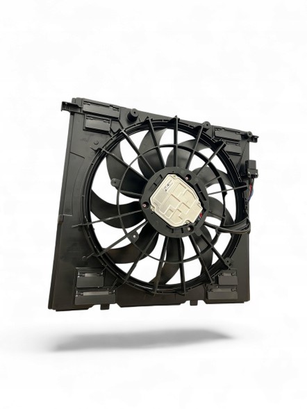 AHE RadioW0362/154245421 Вентилятор BMW X3 G01 X4 G02 2.0T 3.0 R6 T 2018 - 17428487637 17118642750