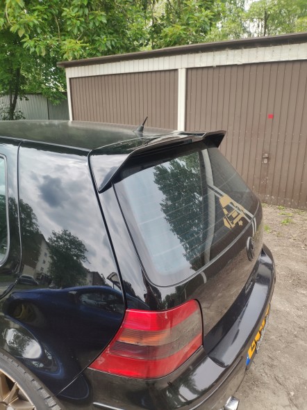 Китай GOLF 4 LOTKA SPOILER DOKŁADKA CZARNY POŁYSK Спойлер чорний глянцевий для легкових автомобілів