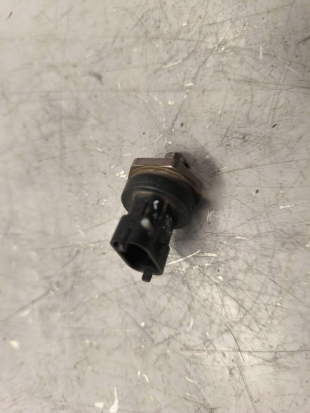Hyundai OE ДАТЧИК ПАЛИВА HYUNDAI I30 II 1.6 GDI G4FD 353422E500
