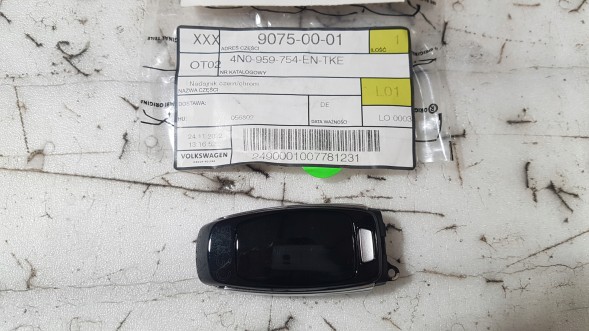 Audi OE 4N0959754ALTKE Блок мовлення AUDI чорний/хромований 4N0959754ENTKE ОРИГІНАЛ