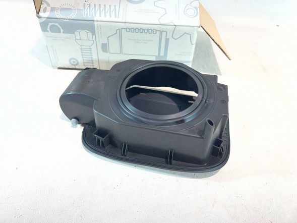 Mercedes-Benz OE A1776309301 pmi150921 Кришка гнізда зарядки MERCEDES A-КЛАС W177 A1776309301