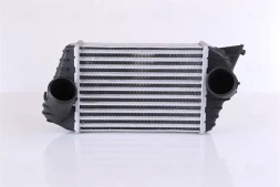 Nissens 96700 Інтеркулер 96700 nissens для fiat