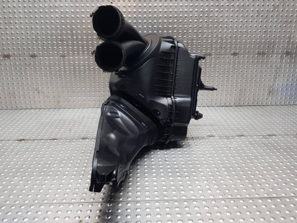 Audi OE S26371061 Корпус повітряного фільтра 4G0133836AF AUDI A6 RS6 4G0 C7 RS7 4G8