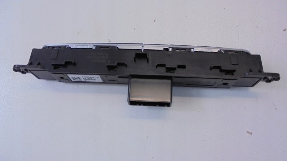 Renault OE 283E85657R PRZEŁĄCZNIK GRZANIA FOTELI ESPACE V ПАНЕЛЬ ПЕРЕМИКАЧА ОБІГРІВУ СИДІНЬ 283E85657R - RENAULT ESPACE V 14-19