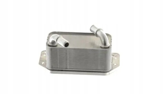 Mahle CLC 322 000P Охолоджувач моторного масла clc 322 000p mahle